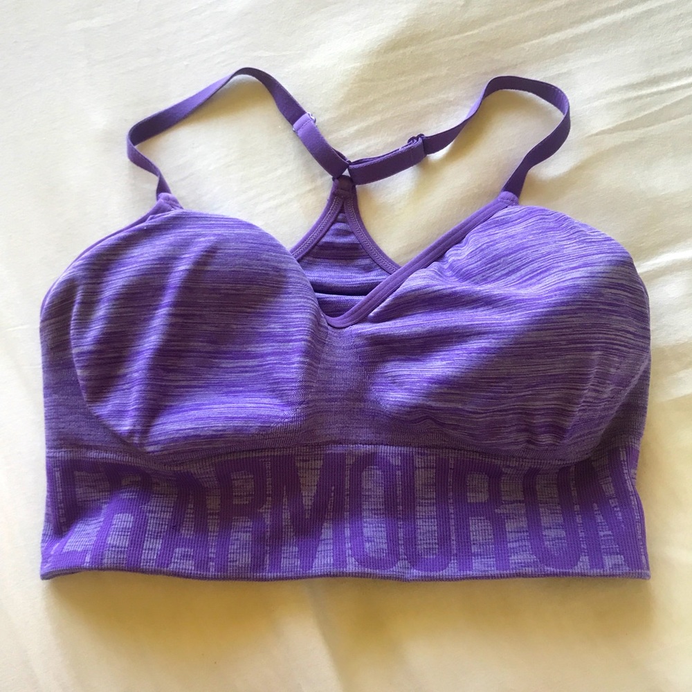 Under Armour Sports Bra 💜